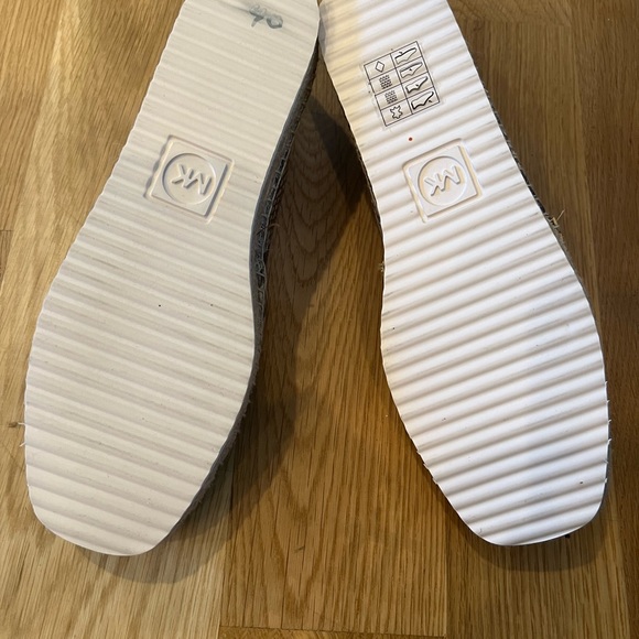 New! Michael by Michael Kors Snake Espadrilles
100% Genuine Leather Flats Sz.8.5 - Picture 4 of 4